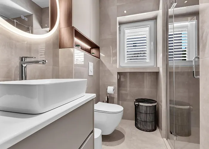 Apartment Modern Center Max Makarska